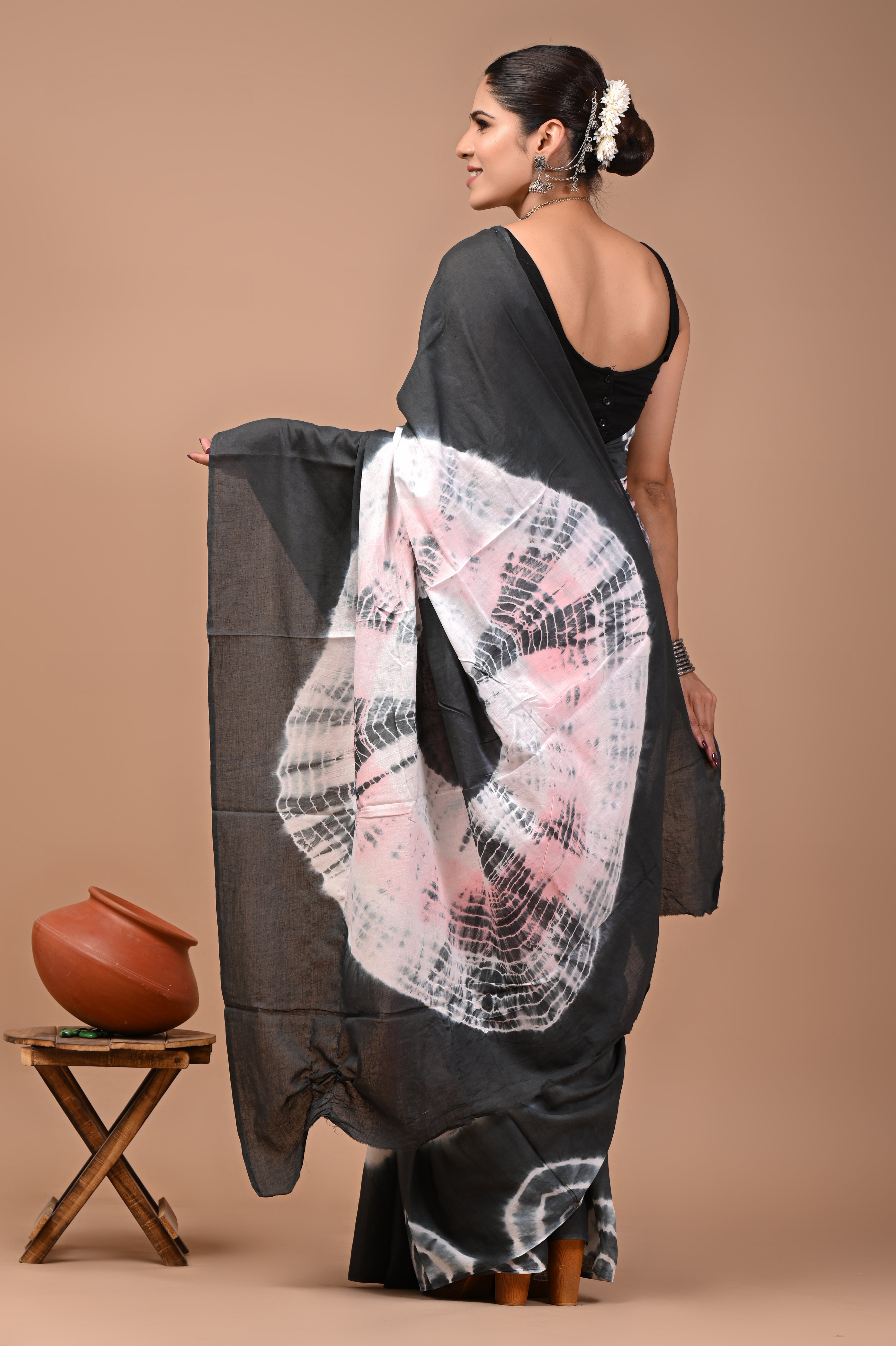 Mulmul Cotton – Charcoal Black