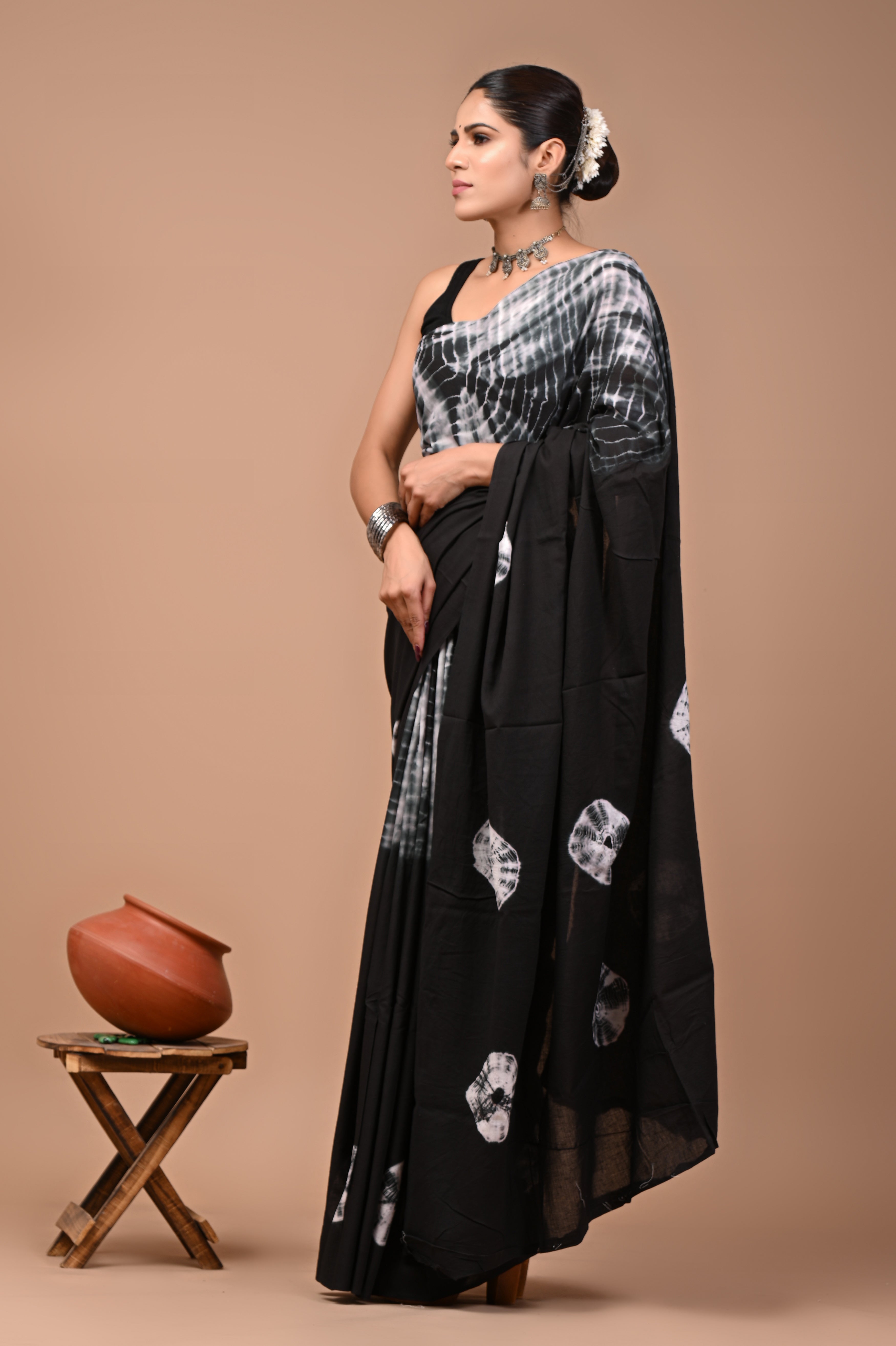 Mulmul Cotton – Charcoal Black