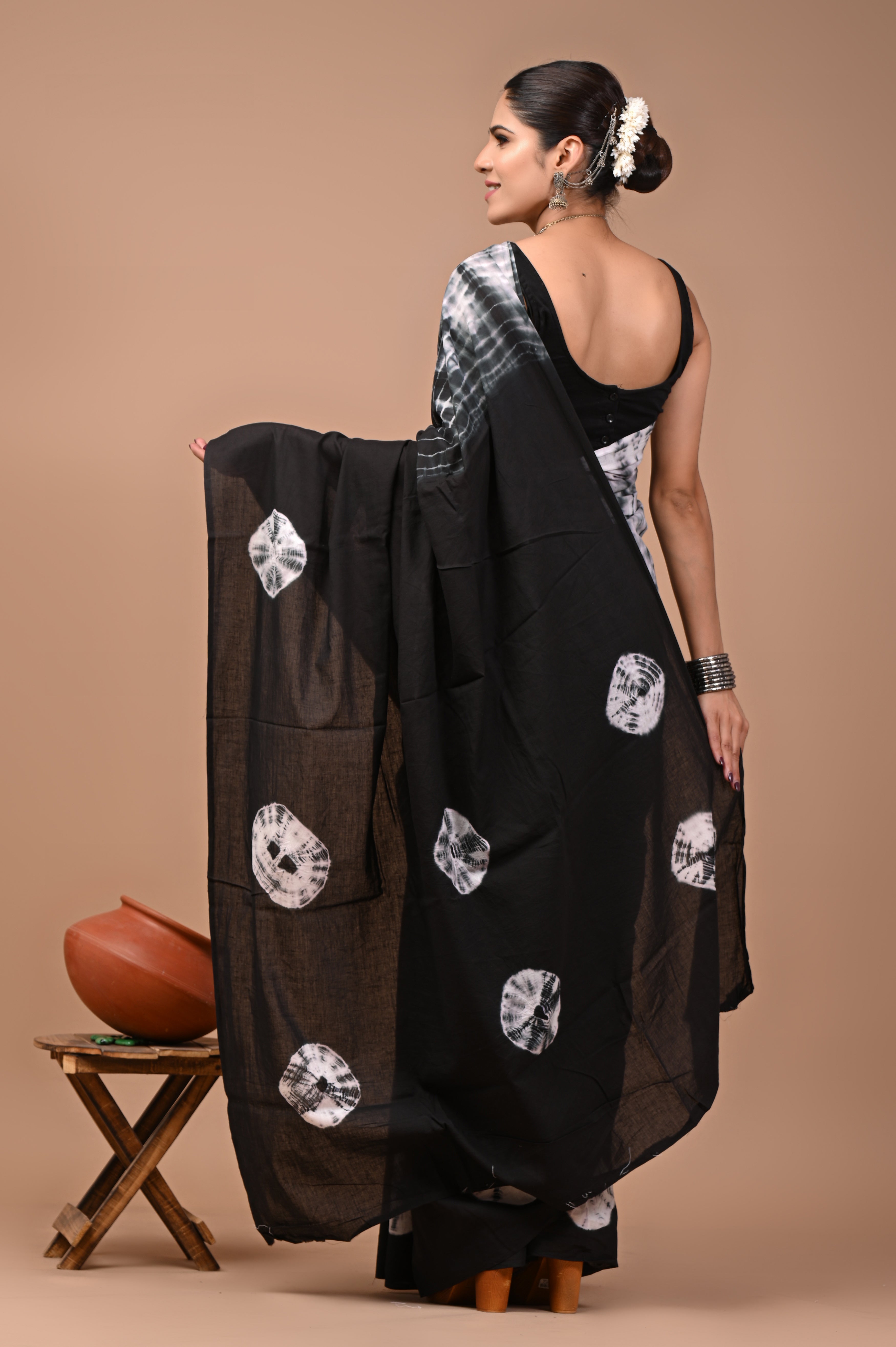 Mulmul Cotton – Charcoal Black