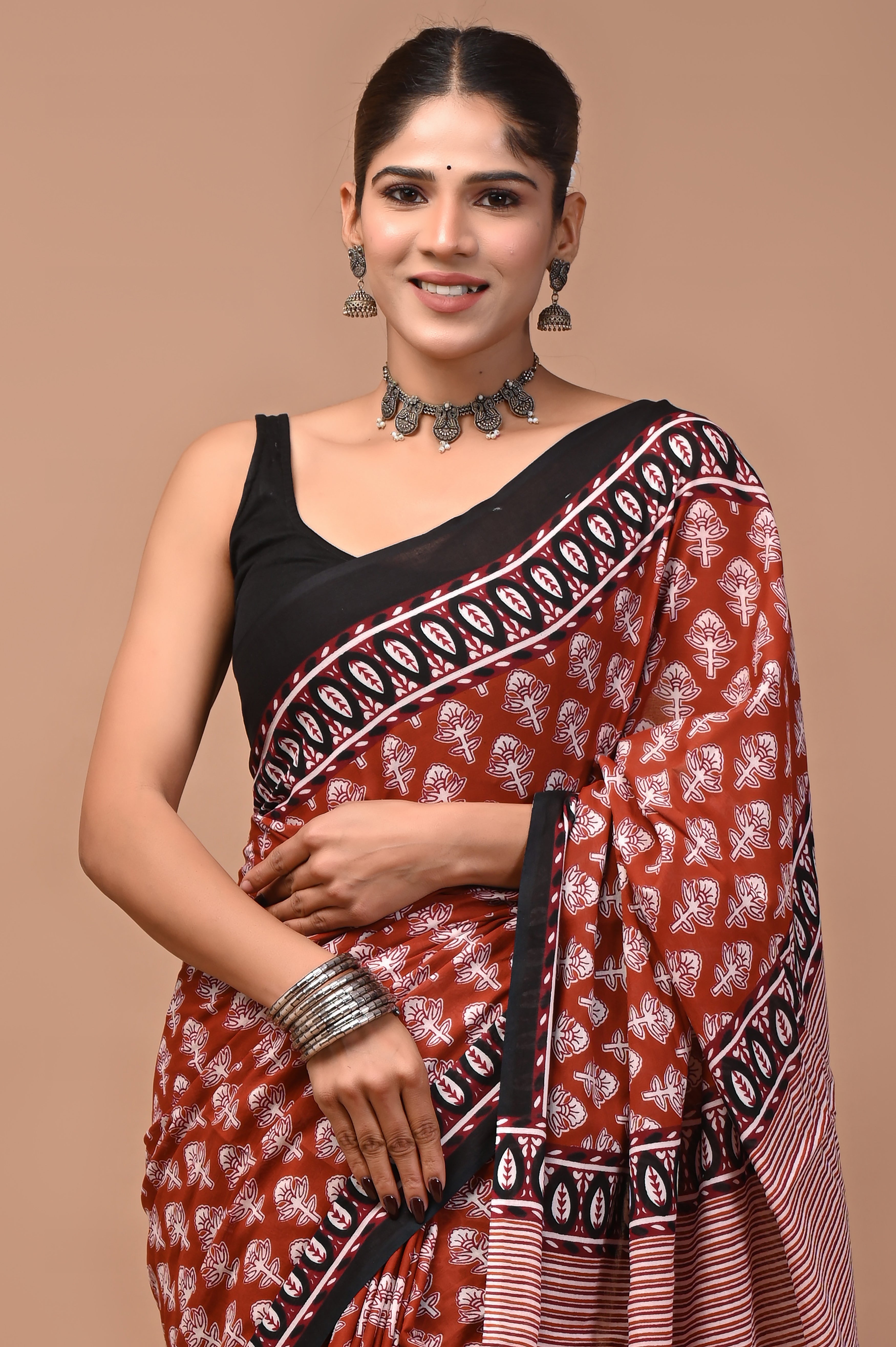 Mulmul Cotton – Deep reddish-brown