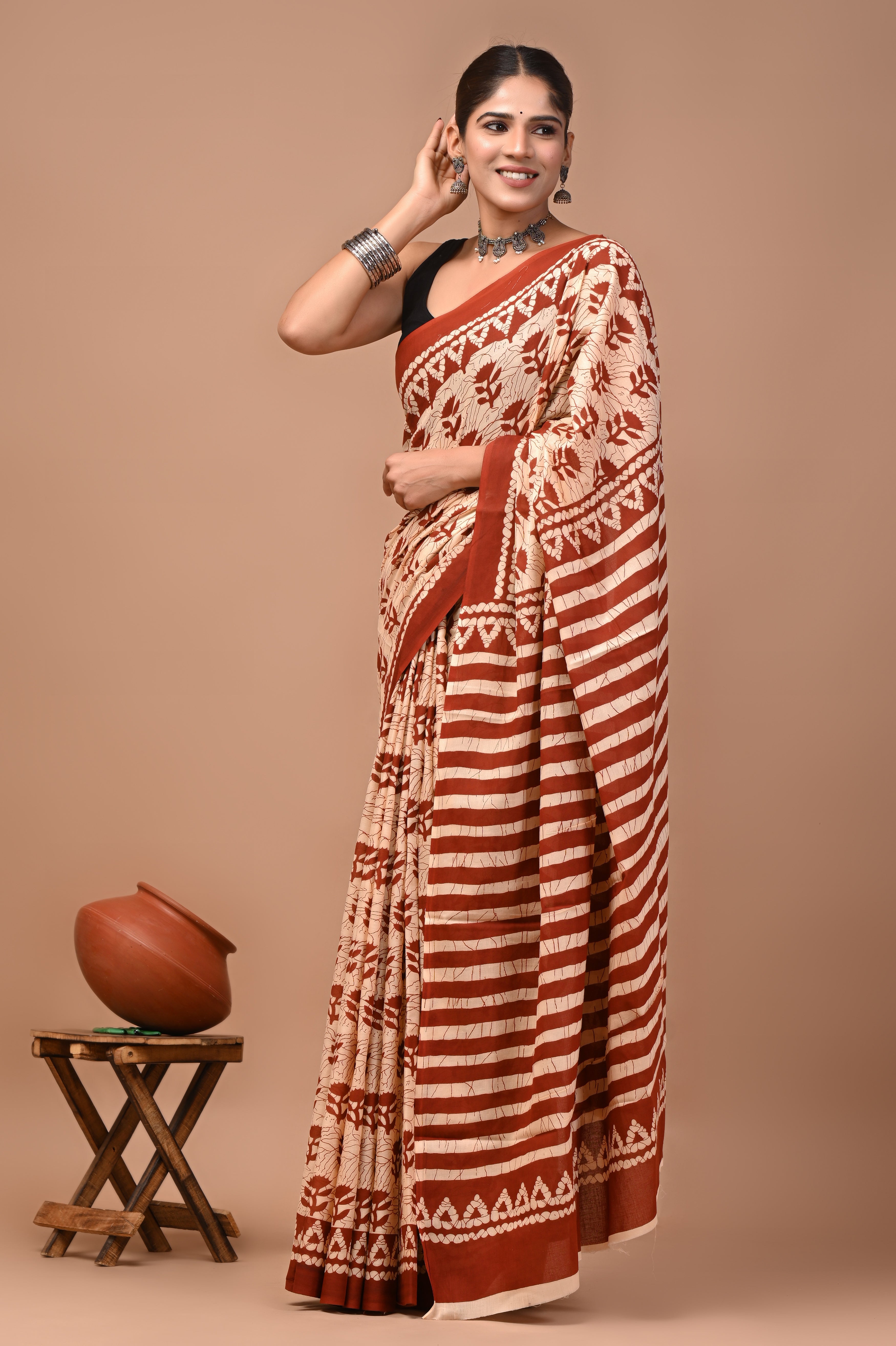 Mulmul Cotton – Warm terracotta red