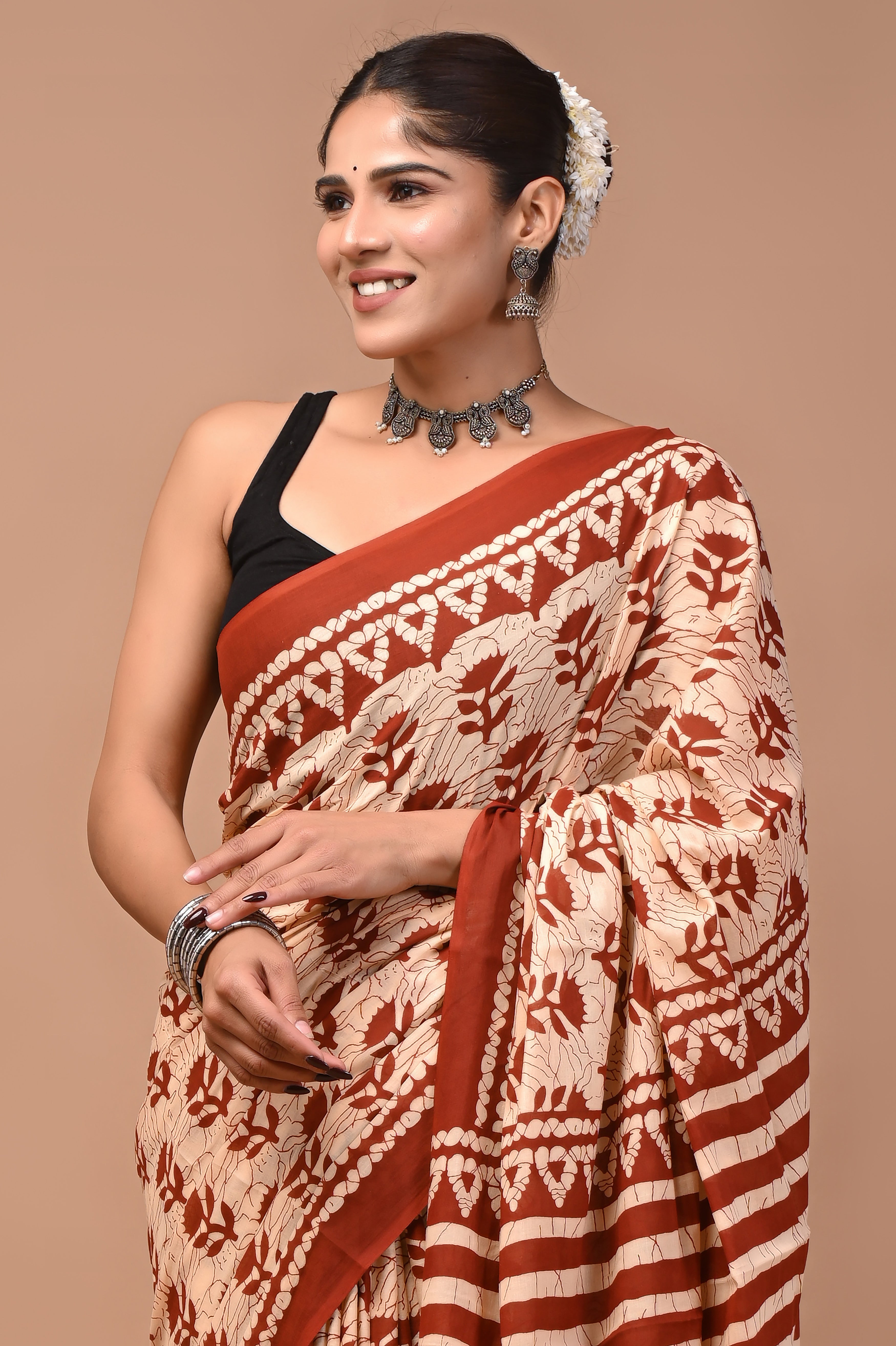 Mulmul Cotton – Warm terracotta red