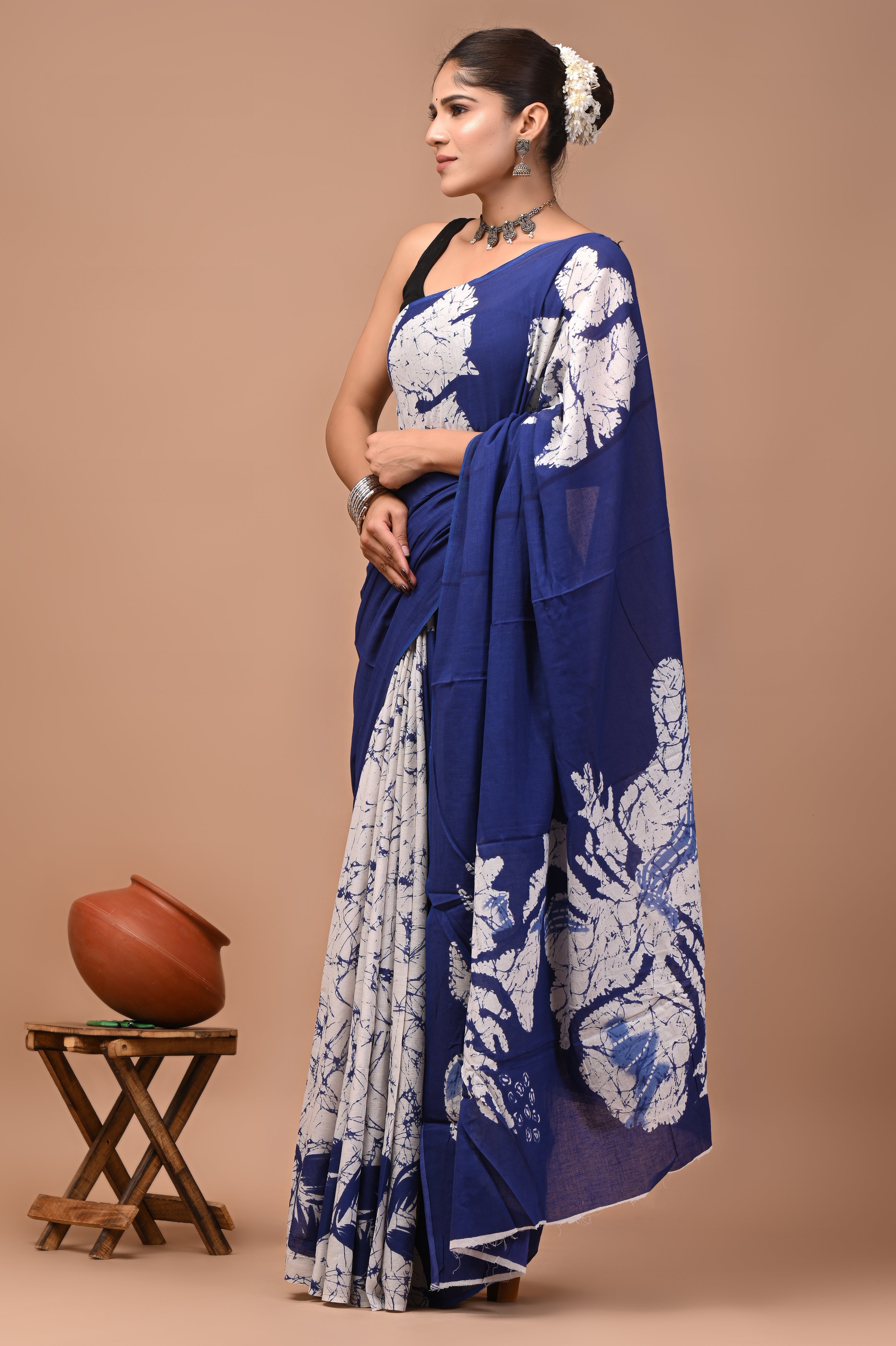 Mulmul Cotton – Deep indigo blue