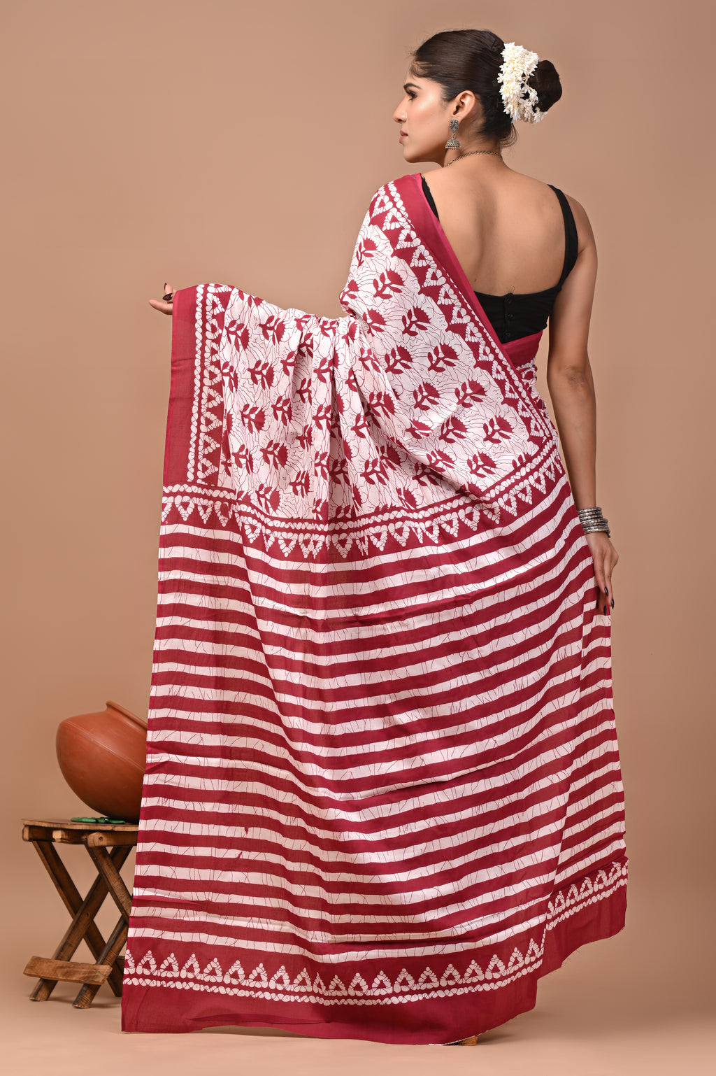 Mulmul Cotton – Deep crimson red