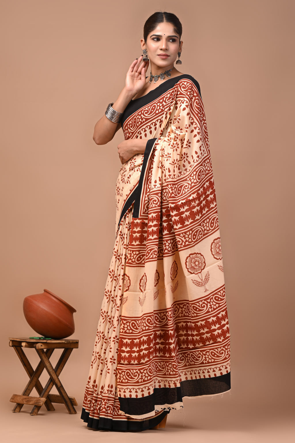 Mulmul Cotton – Deep rust red
