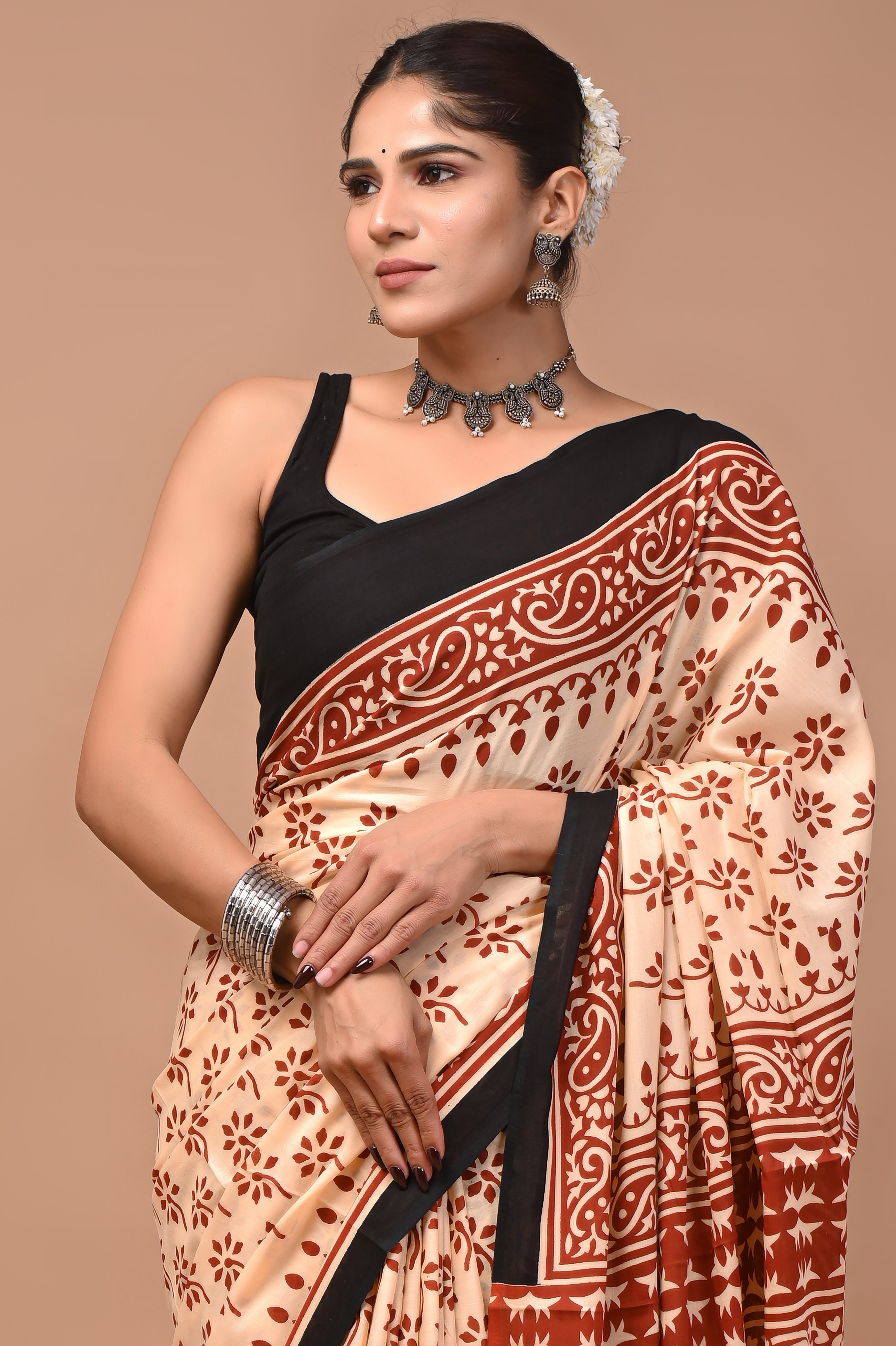 Mulmul Cotton – Deep rust red