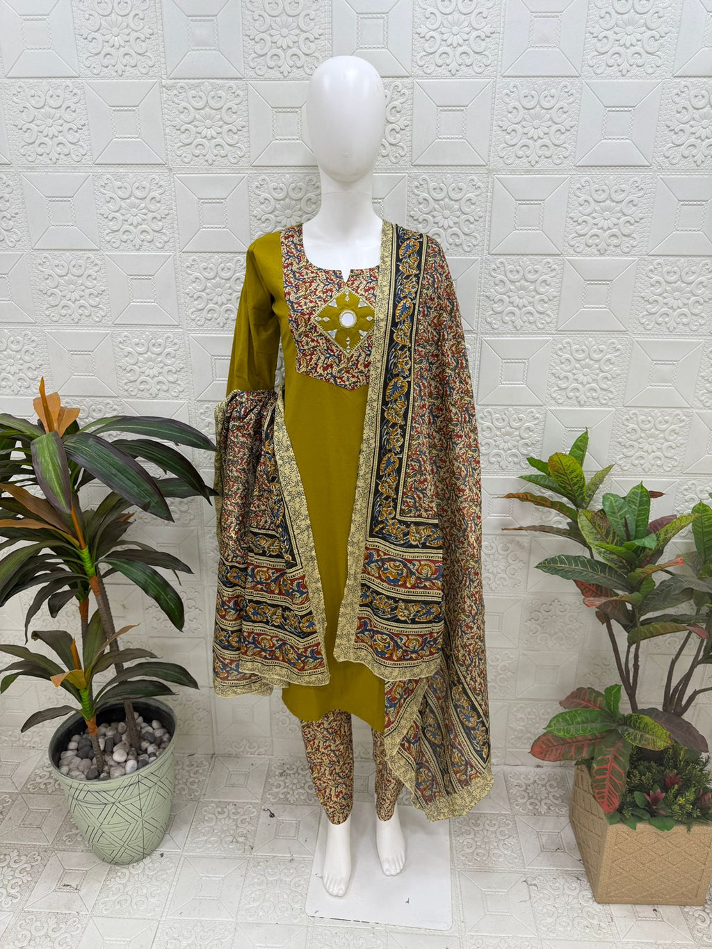 Kalamkari Three-Piece Set – New Pattern- Dark Mustard