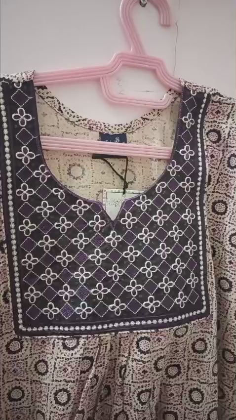 Box Embroidery -Brown