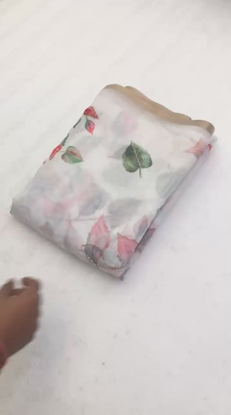 Soft Chenderi Floral Leaf Design Saree